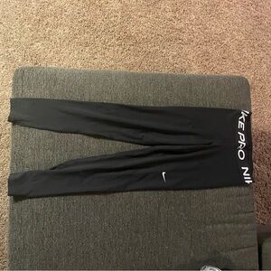 Women’s rights Nike Pro Black Athletic Leggings XS